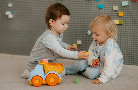 Cuentos Personalizados: Cómo Fomentan la Identidad y Autoestima en los Niños